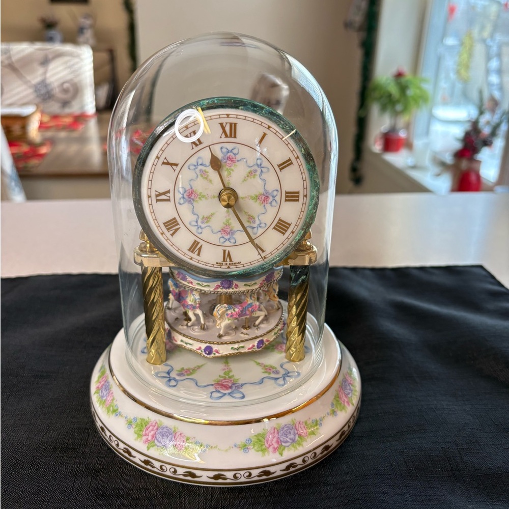 Price Drop🔥🔥Franklin Mint”The Carousel Anniversary Clock” A Collectible Item